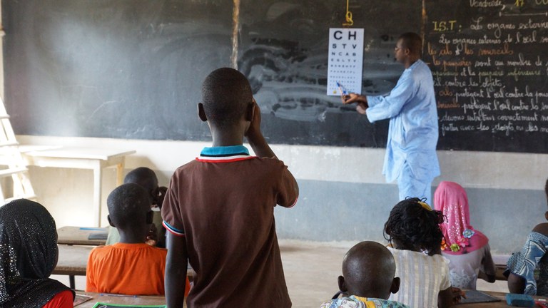 Increment de les capacitats formatives dels professionals del sistema públic de salut ocular infantil de Senegal ( Fase V)