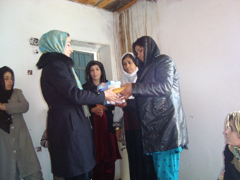 Promoció dels drets humans i millora de les condicions de vida de les dones i infants de la presó de Parwan, a l'Afganistán