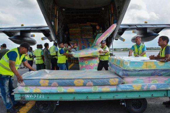 Contribució a la restauració dels danys ocasionats pels huracans Dennis i Charley al seu pas per Cuba