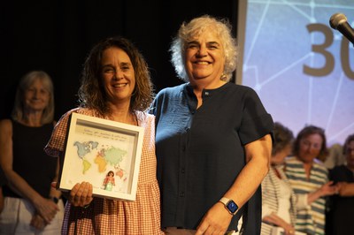 %{image/Description}